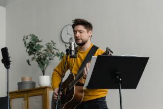 Tablatures guitare pop : chansons faciles et progressives